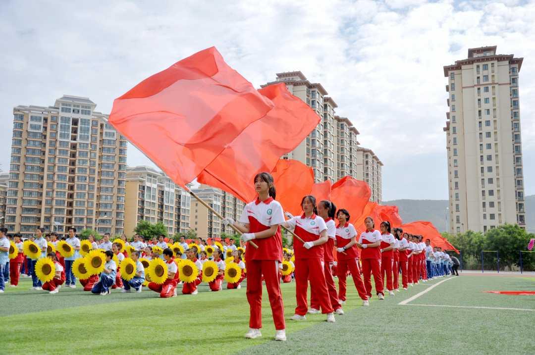 蒋敦豪和周深什么关系游戏画面
